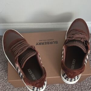 Burberry Men's Brown and Plaid Sneakers
